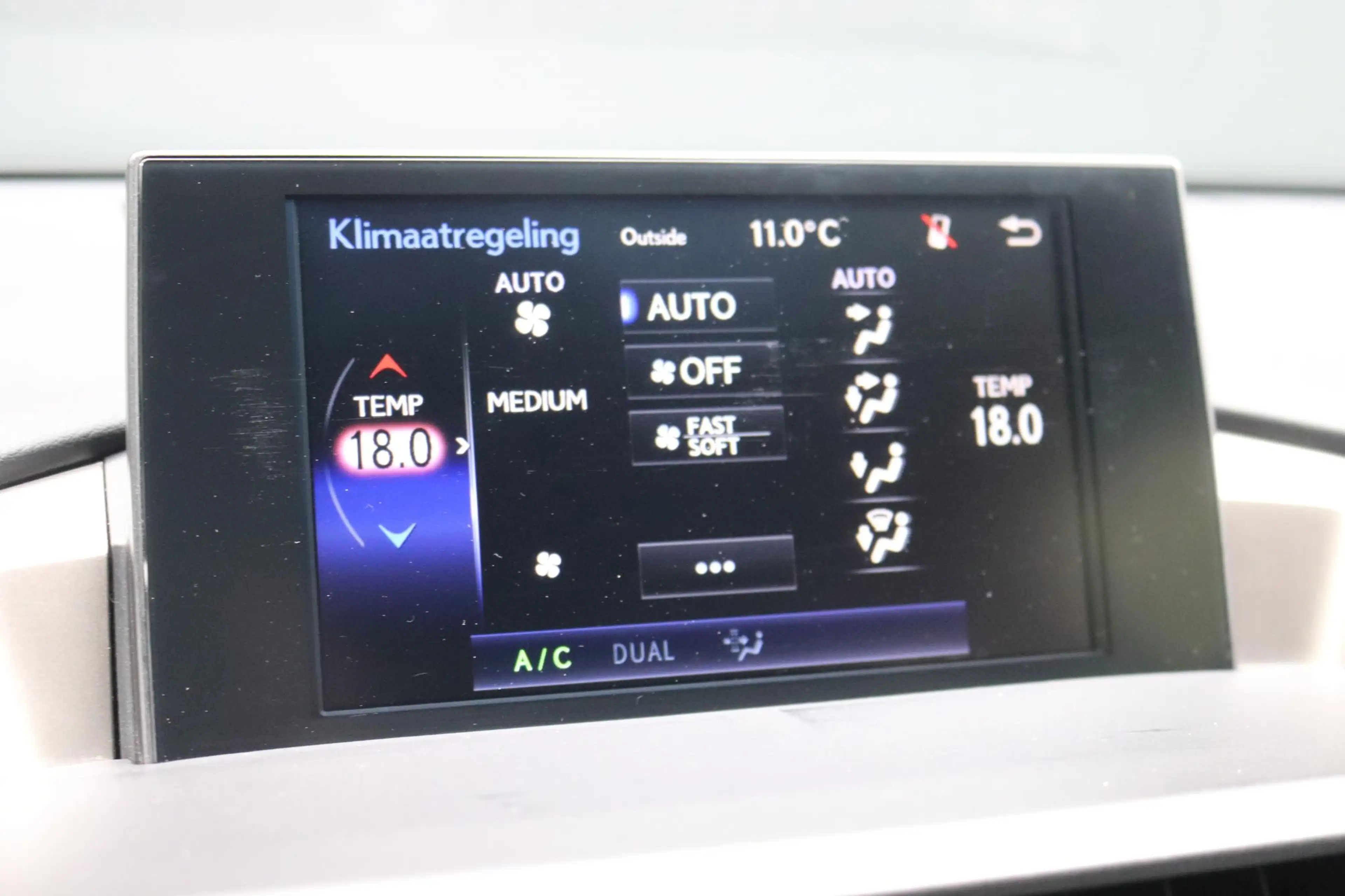 Lexus NX 300h AWD F Sport Line | Navigatie | Camera | Elektrisch — photo 14