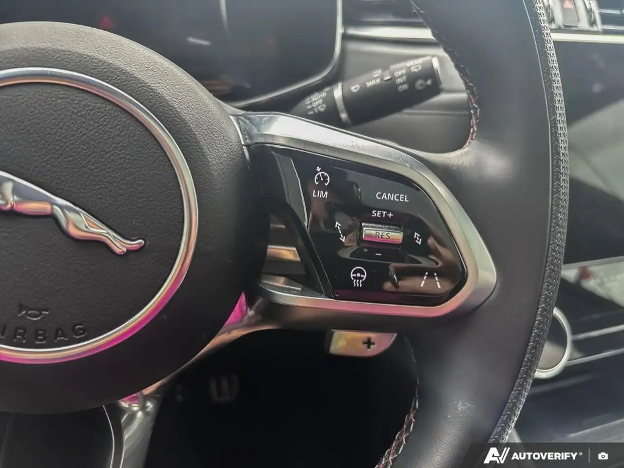 Jaguar F-Pace снимка Jaguar F-Pace
