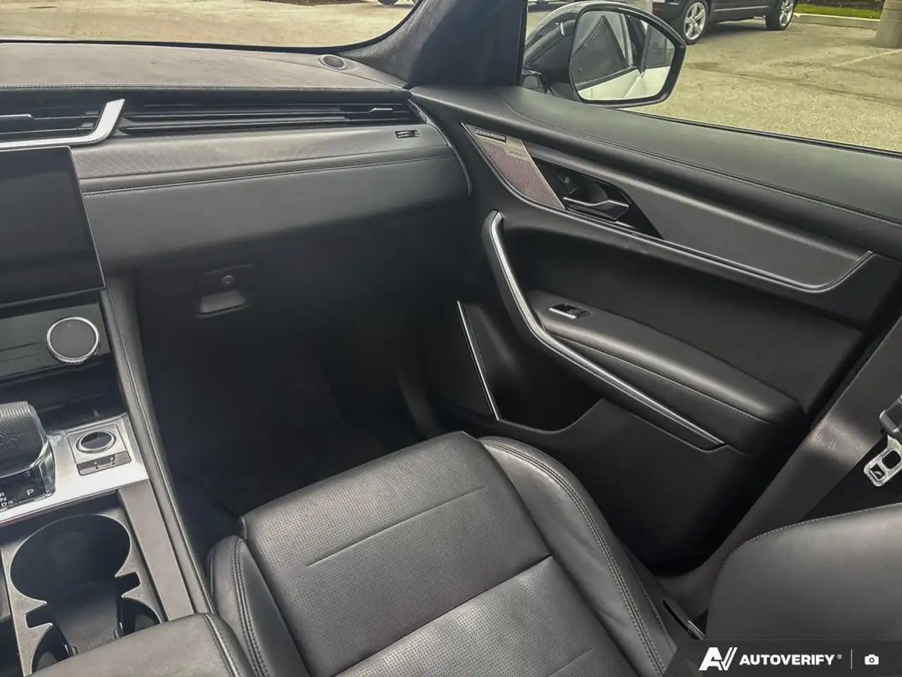 Jaguar F-Pace снимка Jaguar F-Pace