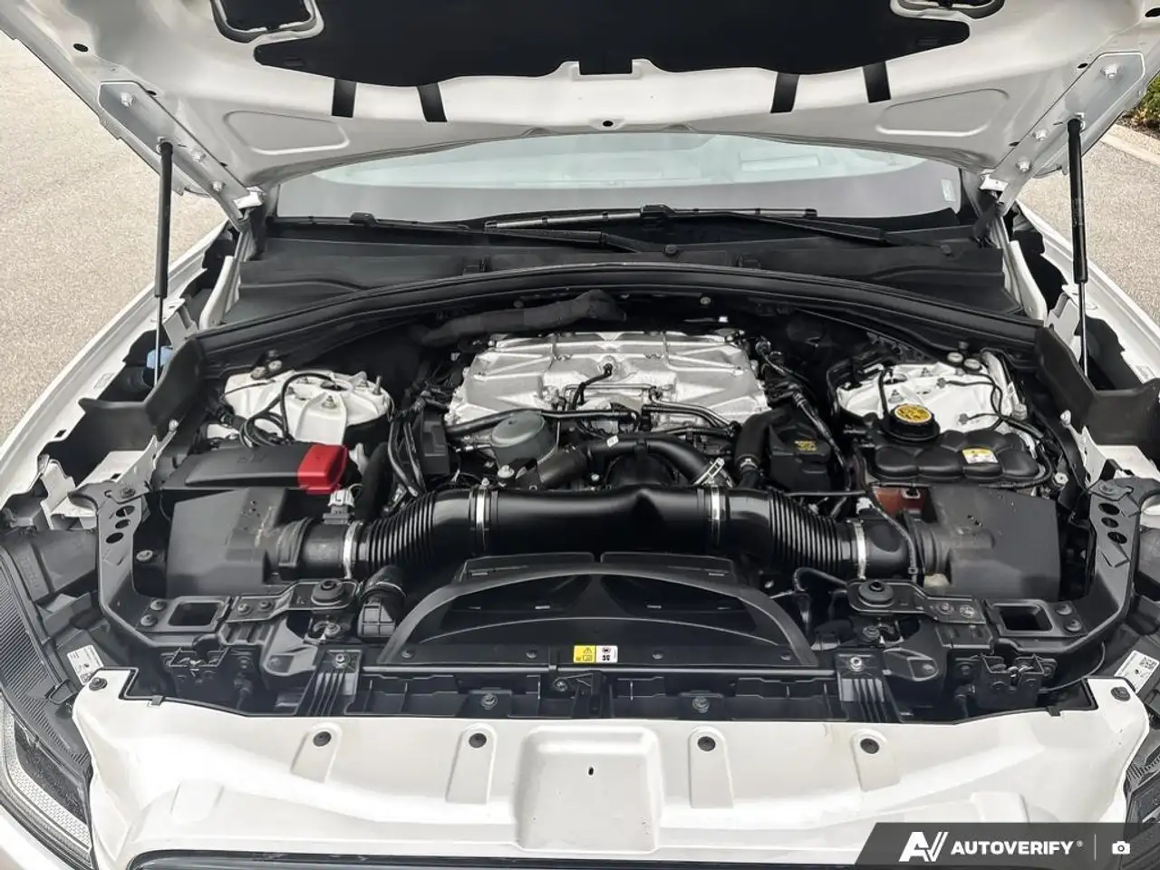 Jaguar F-Pace снимка Jaguar F-Pace