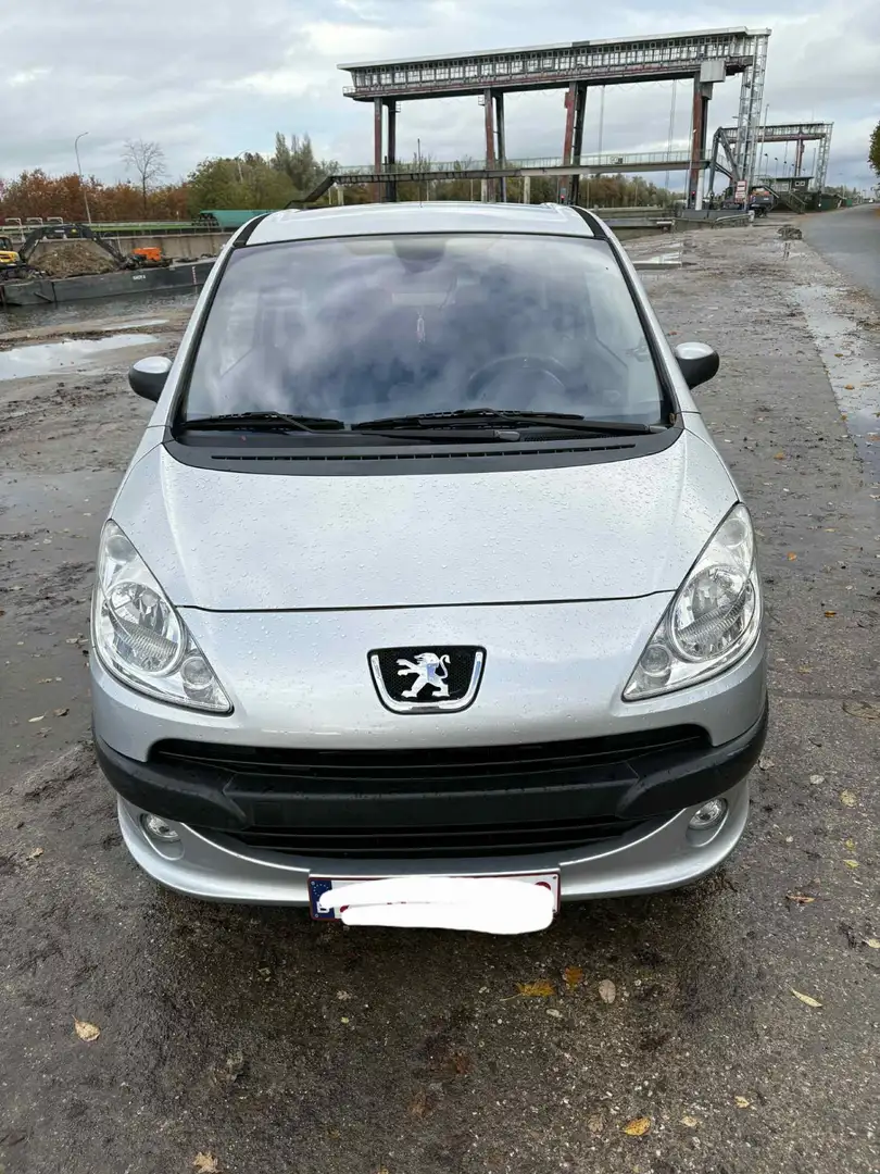 Peugeot 1007 75 2-Tronic Premium - 2