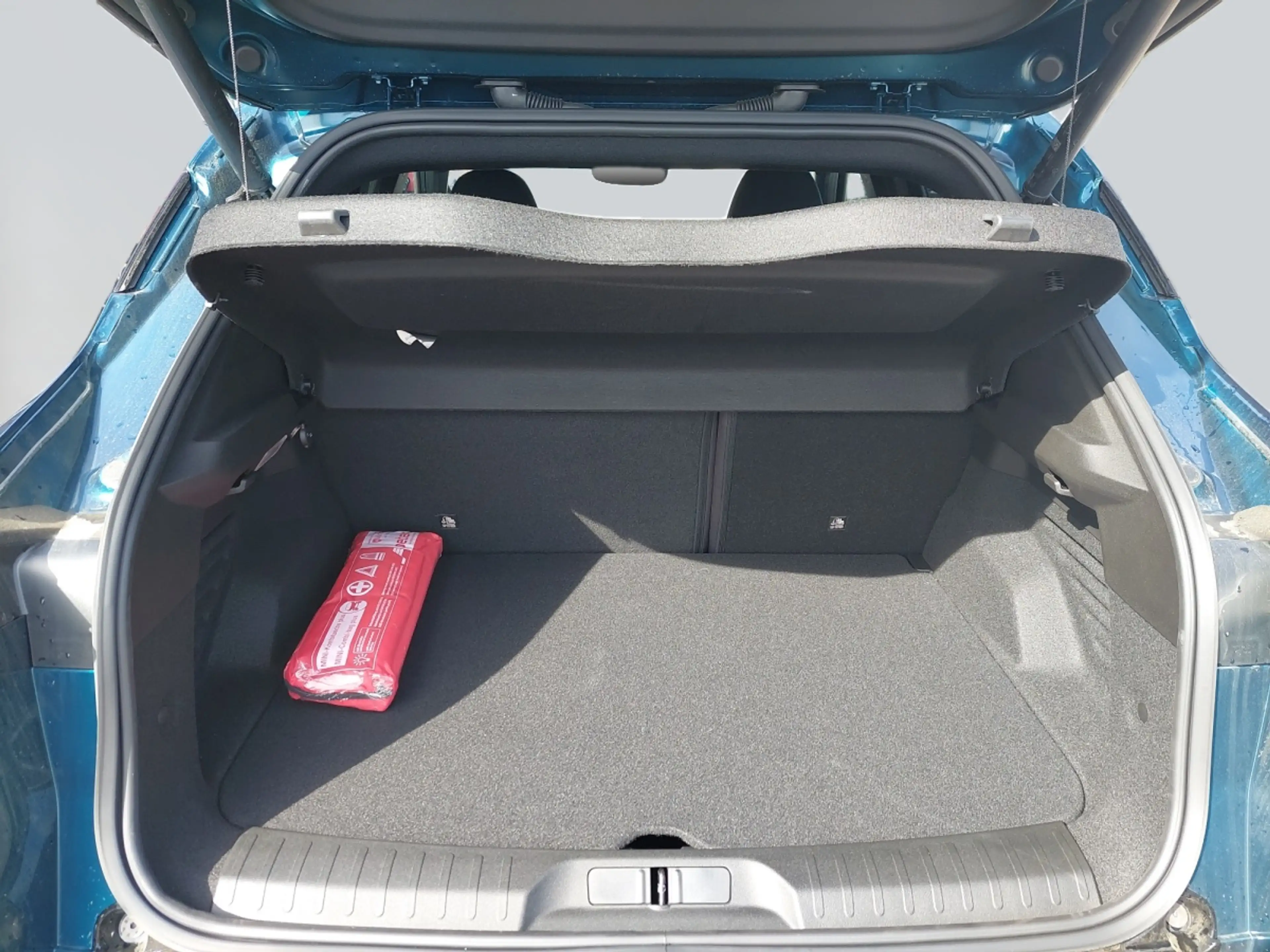 Alfa Romeo Junior Ibrida TI — photo 9