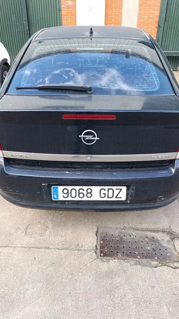 Opel Vectra 1.9CDTI 8v Cosmo - 2