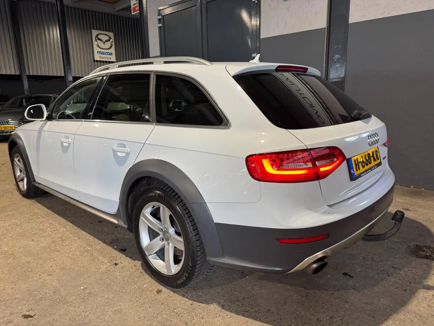 Audi A4 allroad quattro 2.0 TFSI Pro Line Navigatie Stoelverwarmin Biały - 2