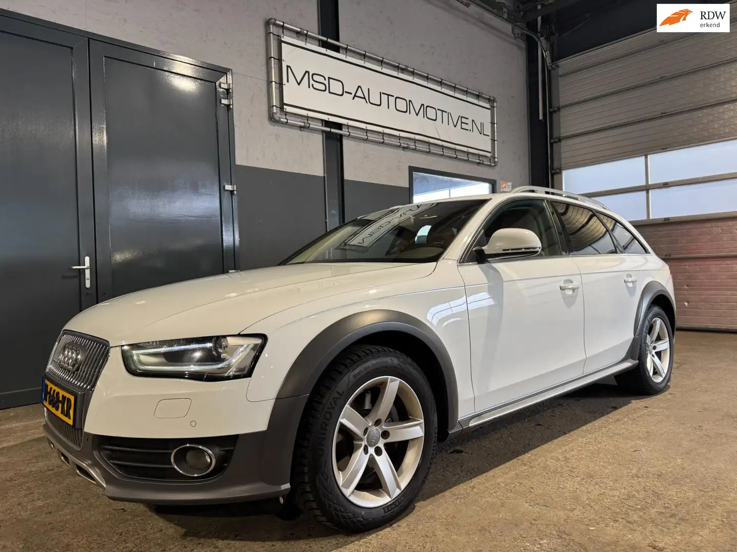 Audi A4 allroad quattro 2.0 TFSI Pro Line Navigatie Stoelverwarmin Biały - 1