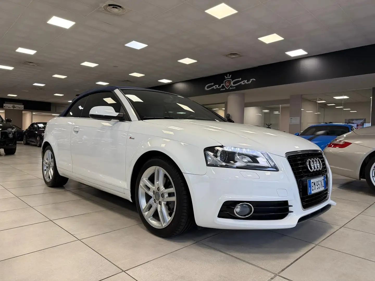 Audi A3 Cabrio 1.8 tfsi Ambition Blanc - 1
