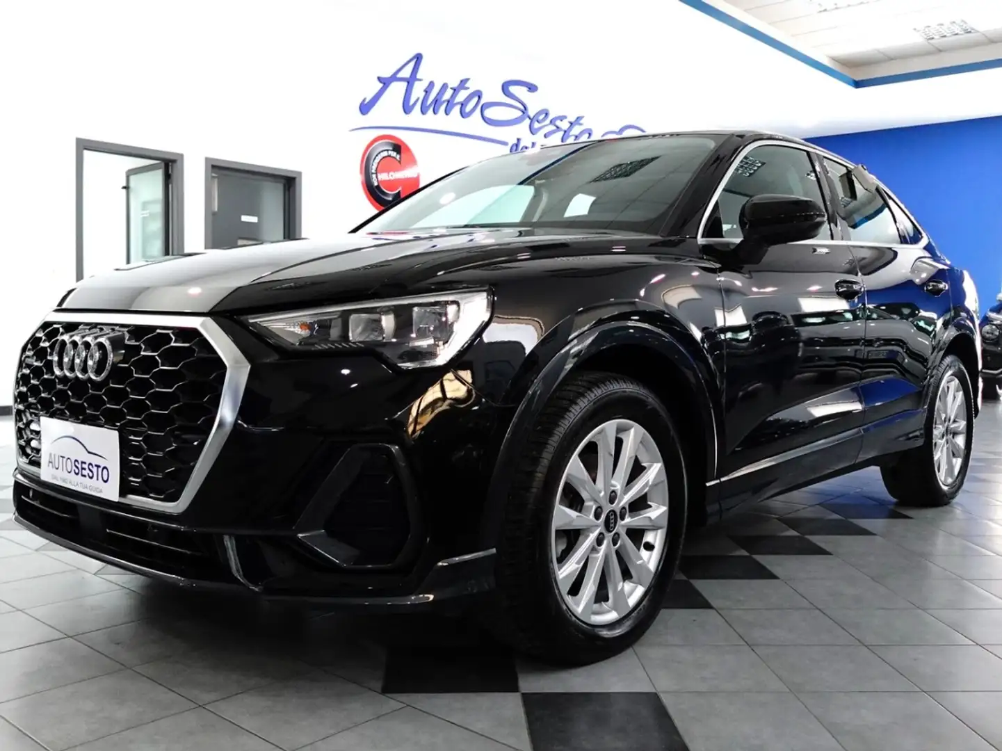Audi Q3 SPB 2.0 TDI 150 CV 35 S TRONIC QUATTRO Nero - 2