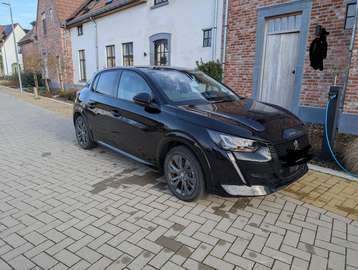 e-208 50 kWh Allure Pack