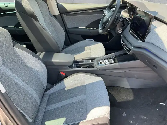 Skoda Octavia view 12