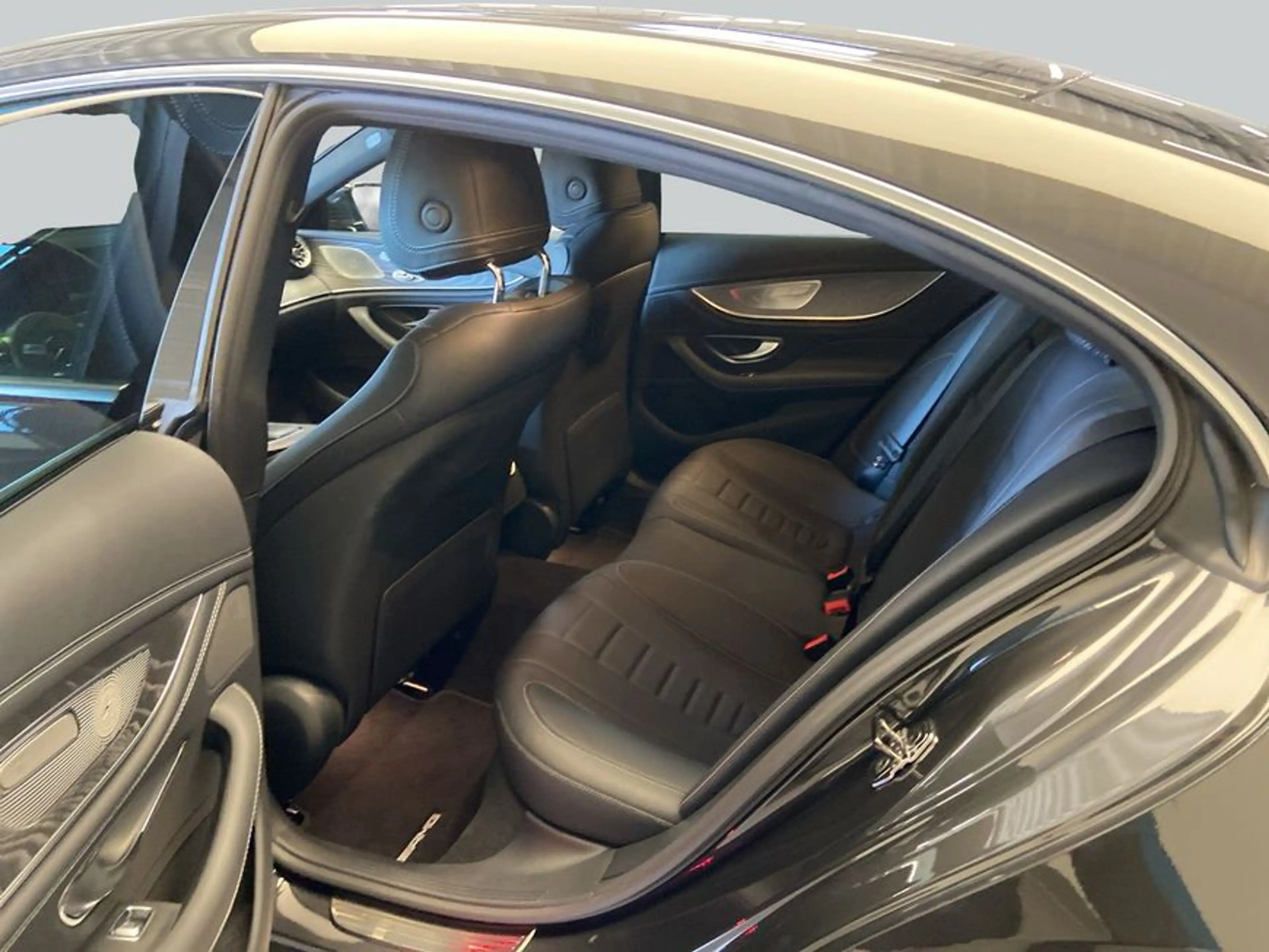 Mercedes-Benz CLS 450 CLS — photo 11
