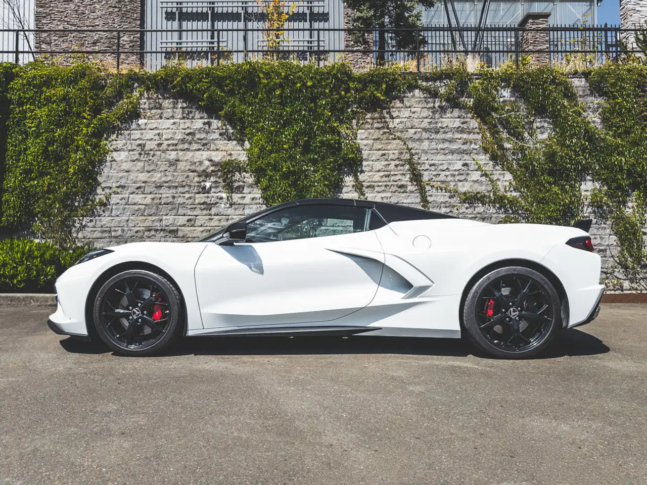Chevrolet Corvette снимка Chevrolet Corvette
