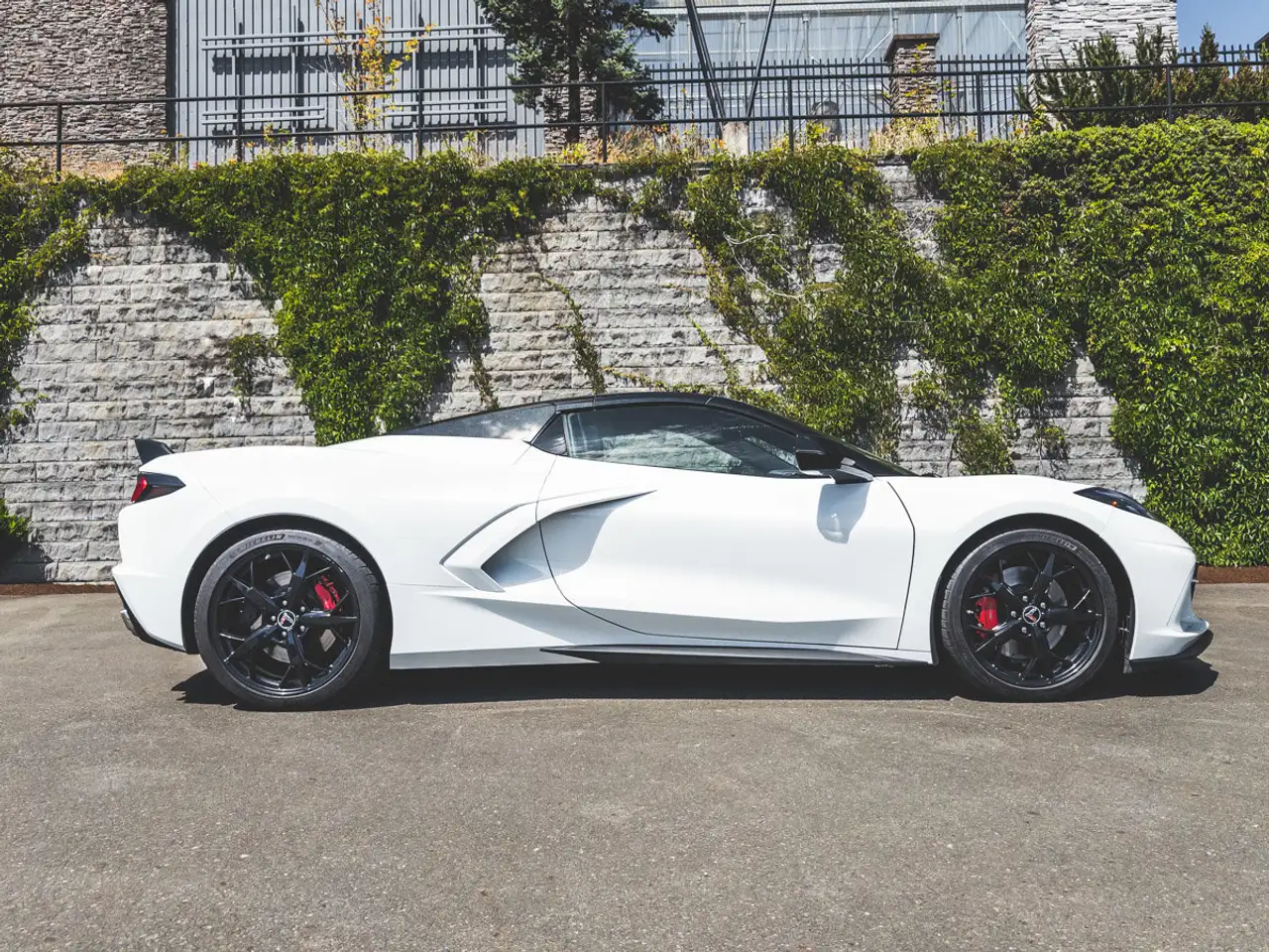 Chevrolet Corvette снимка Chevrolet Corvette
