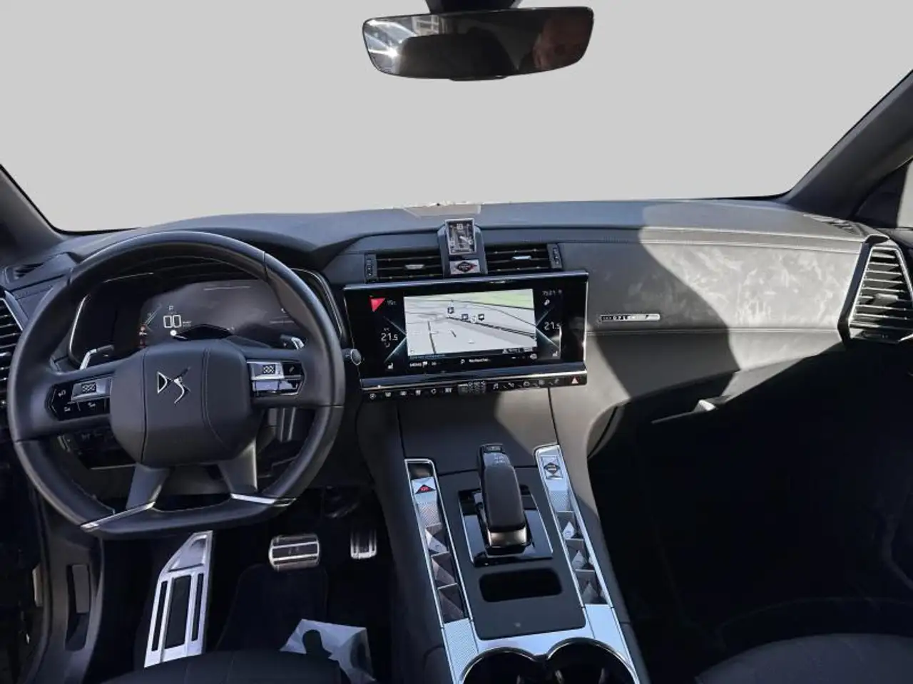 DS Automobiles DS 7 Crossback 2023 — фото 13