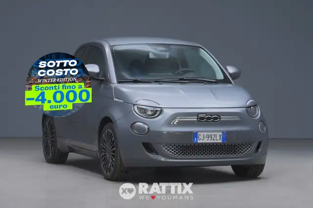 Fiat 500e motore elettrico 43kW Icon