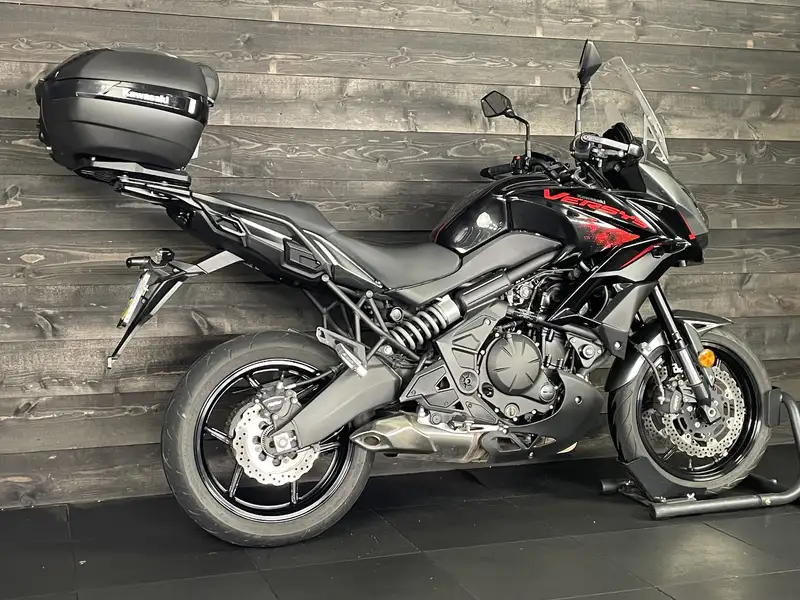 Kawasaki VERSYS 650 - foto 3