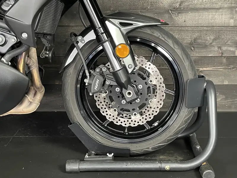 Kawasaki VERSYS 650 - foto 6