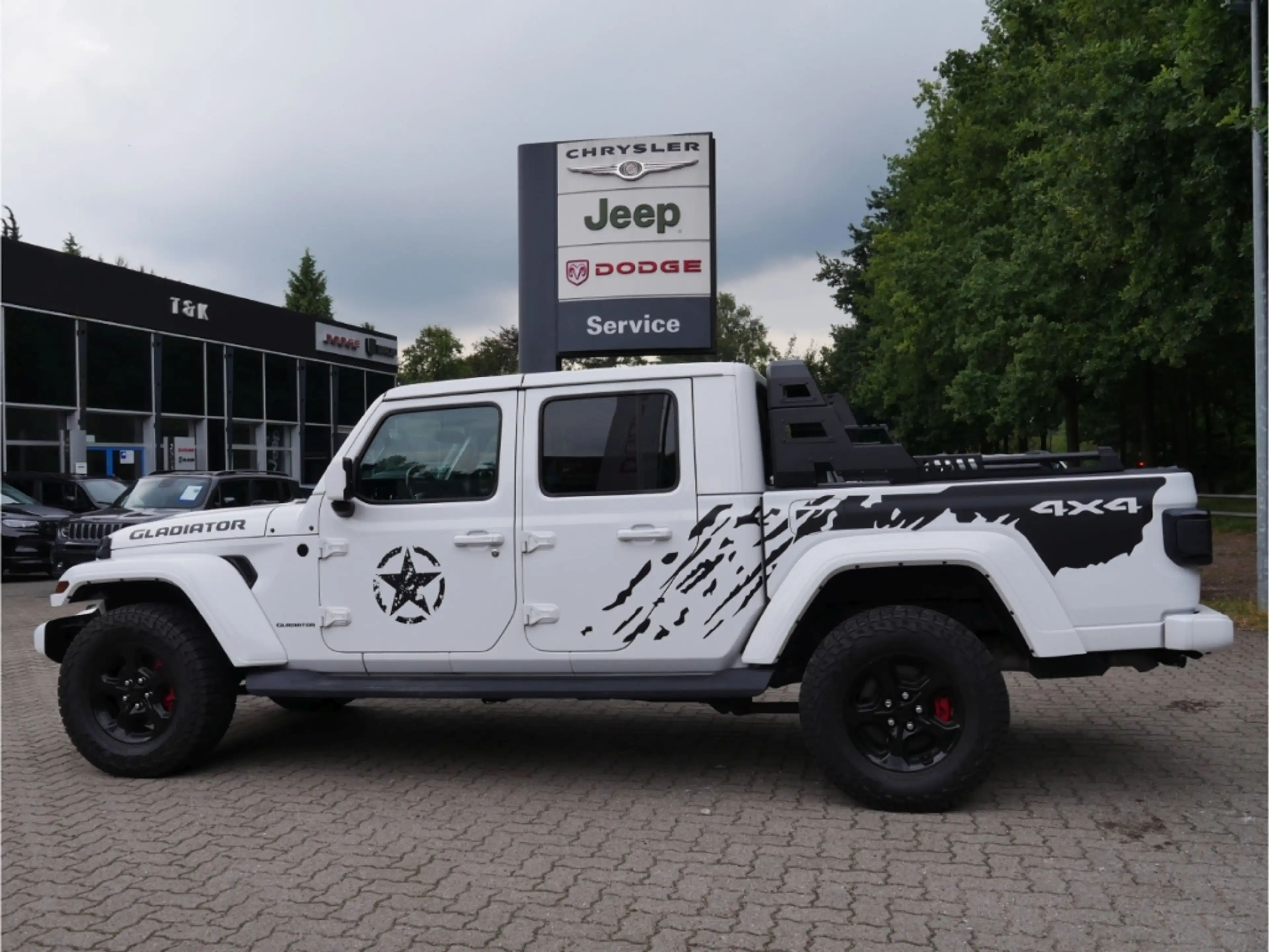 Jeep Gladiator Overland 3,6L V6 — photo 8