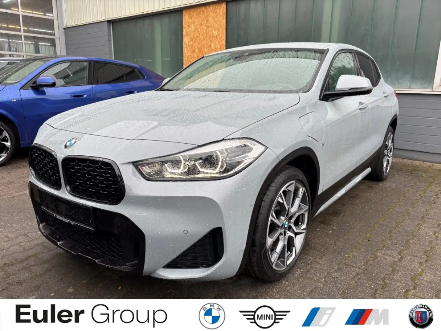 BMW X2 xDrive 25e M Sport HUD Navi Leder LED Rückfahrkame Grau - 1