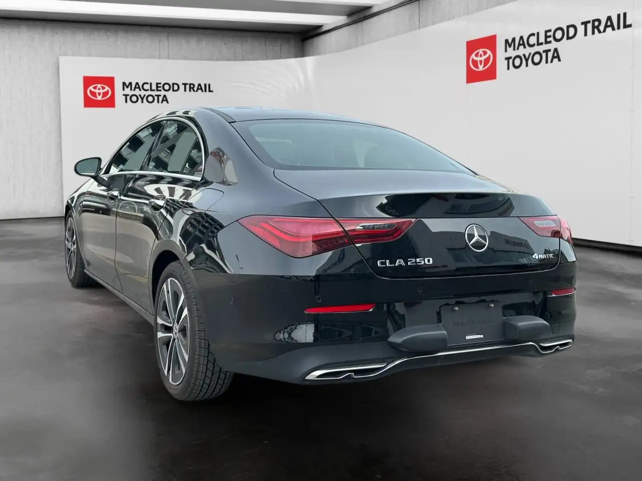 Mercedes-Benz CLA снимка Mercedes-Benz CLA