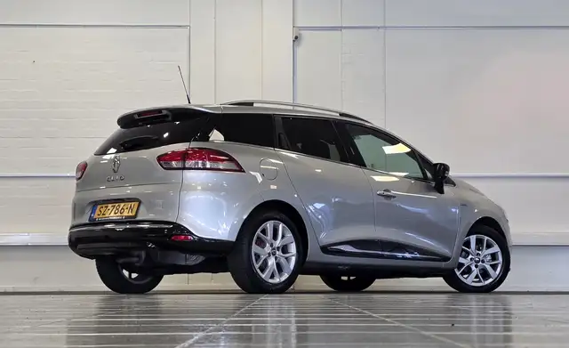Renault Clio view 6