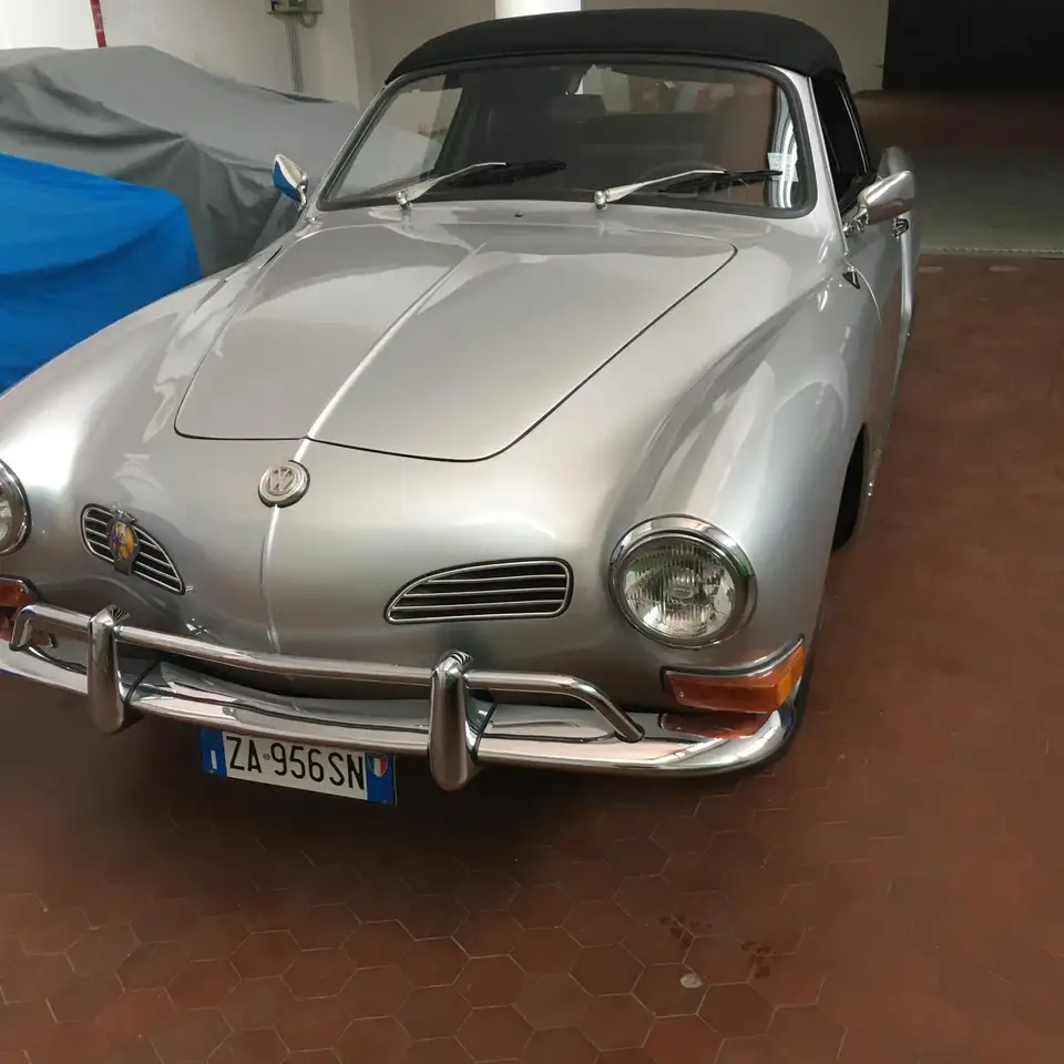 Volkswagen Karmann Ghia 1600cc del 1970, foto 2
