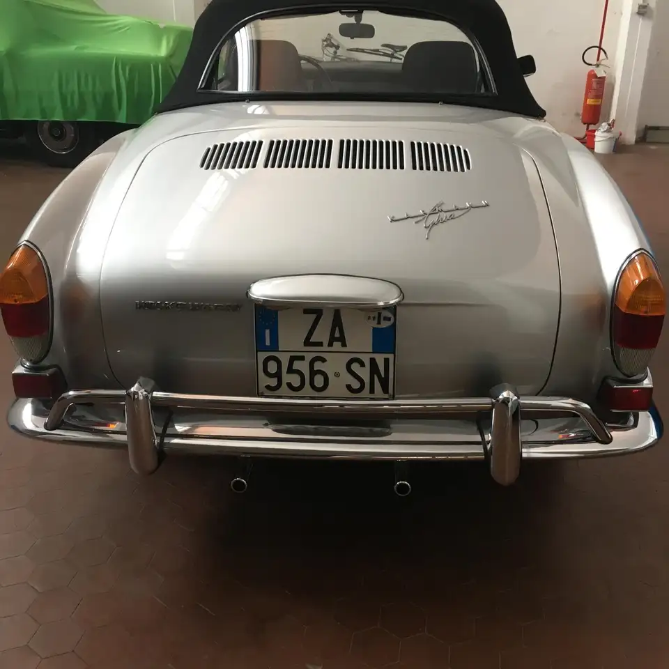 Volkswagen Karmann Ghia 1600cc del 1970, foto 4