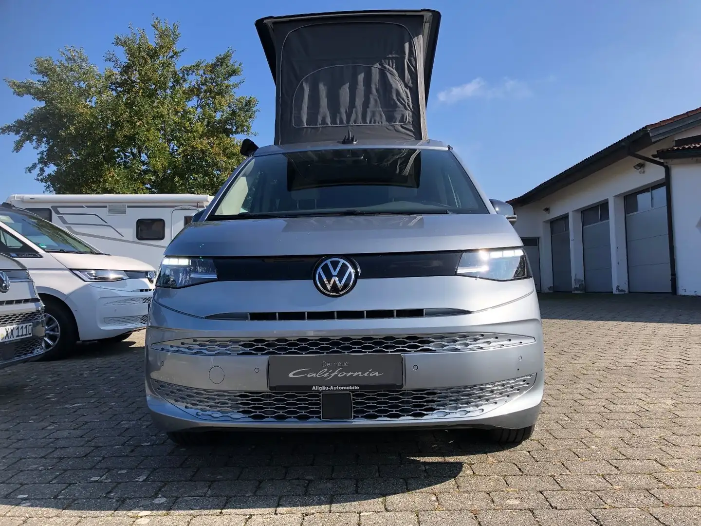 Volkswagen T7 California Beach Camper + AHK  - Lager ! Grau - 2
