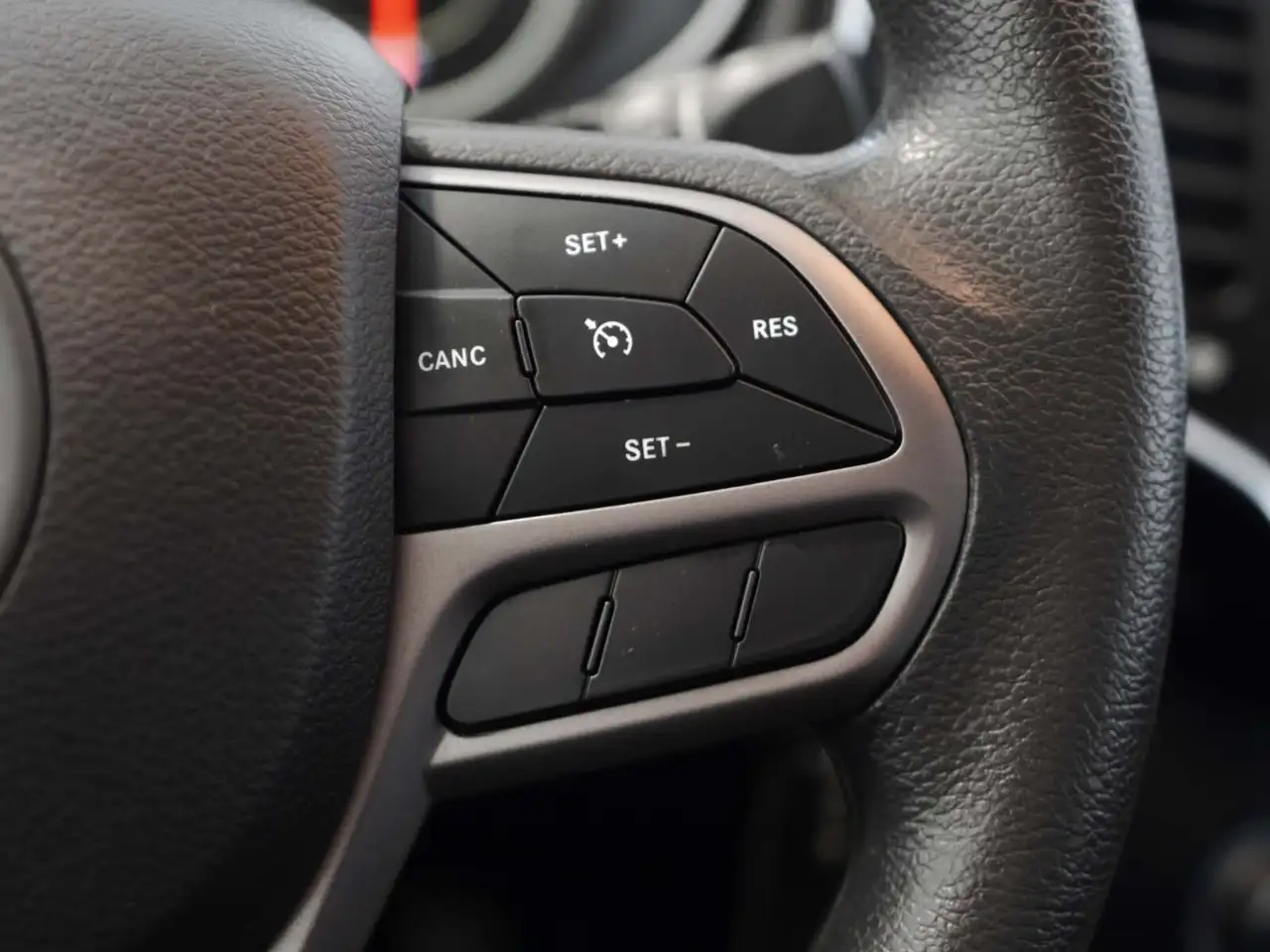 Jeep Cherokee снимка Jeep Cherokee