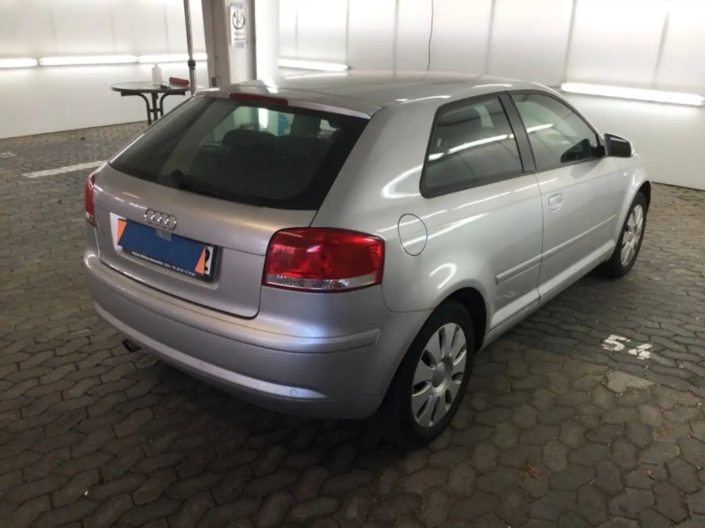 Audi A3 1.6 Attraction Klimaautomatik TÜV NEU ! Silber - 2