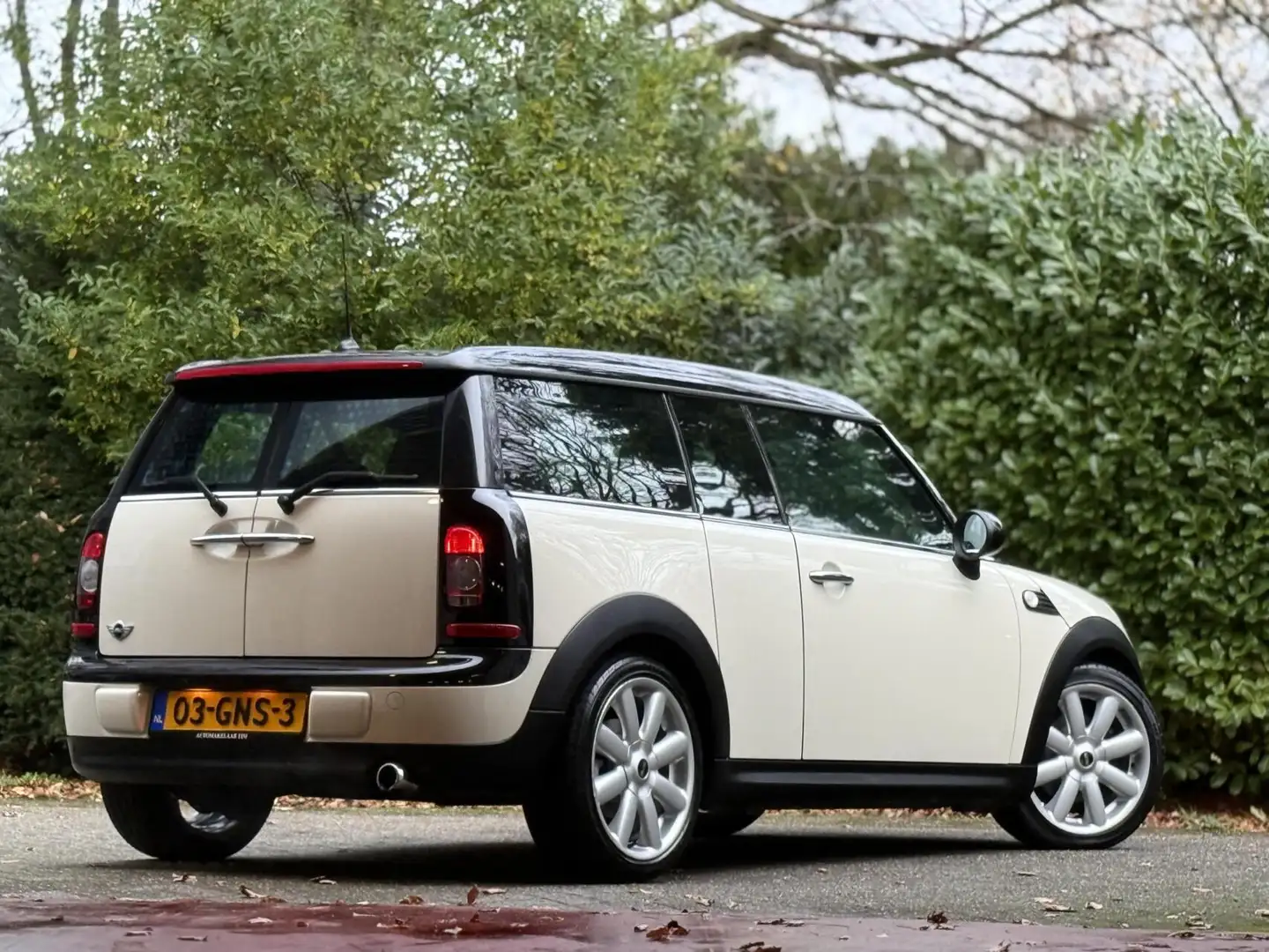 MINI Cooper Clubman 1.6 Chili / Pano / Orig.NL / NAP Wit - 2