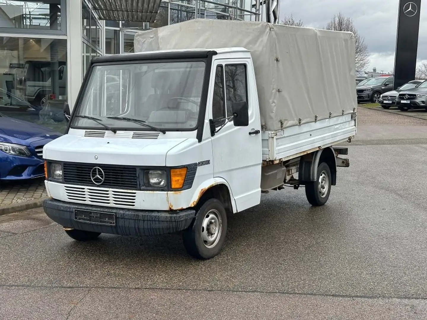 Mercedes-Benz 208 D Plane Wit - 1