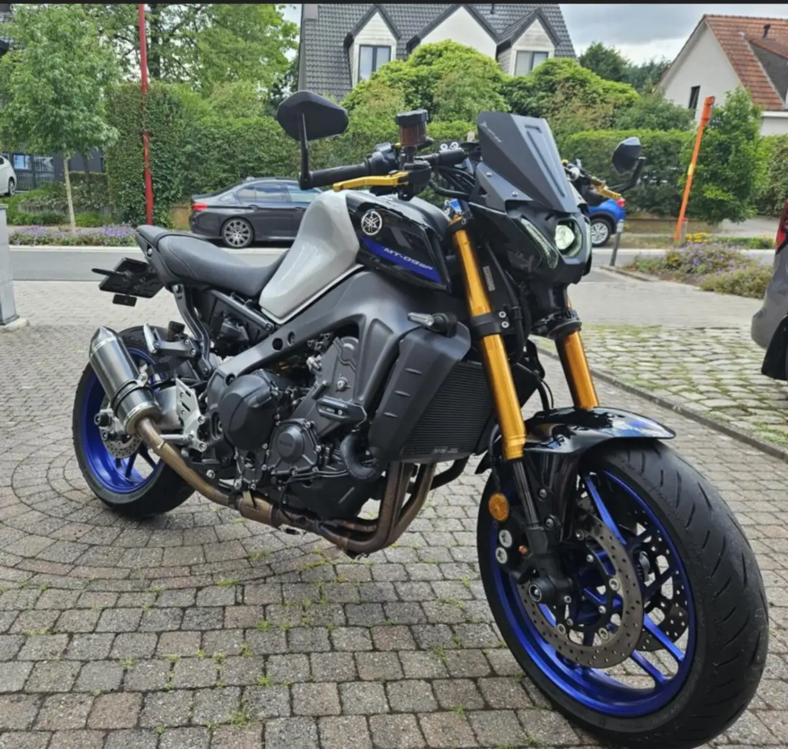 Yamaha MT-09 SP Argintiu - 2