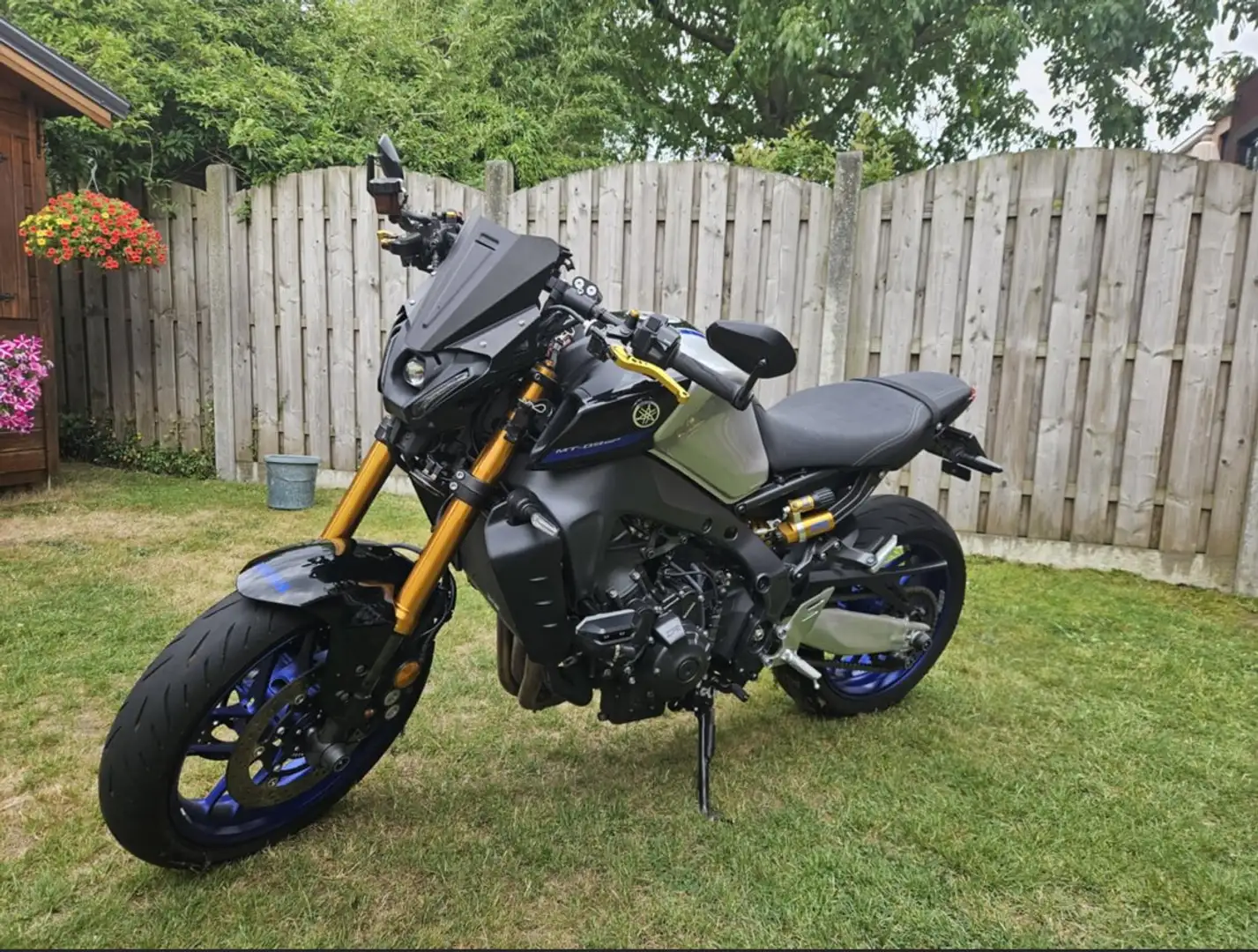 Yamaha MT-09 SP Argintiu - 1