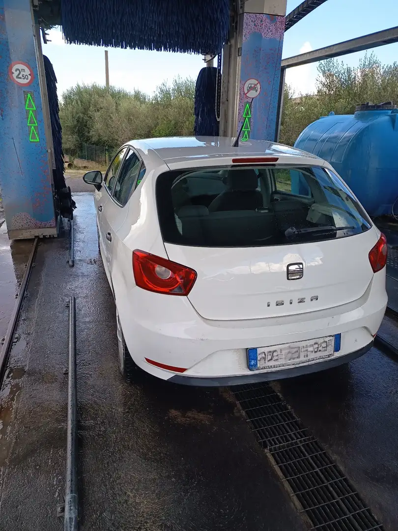 SEAT Ibiza 5p 1.2 tdi cr Reference - 2