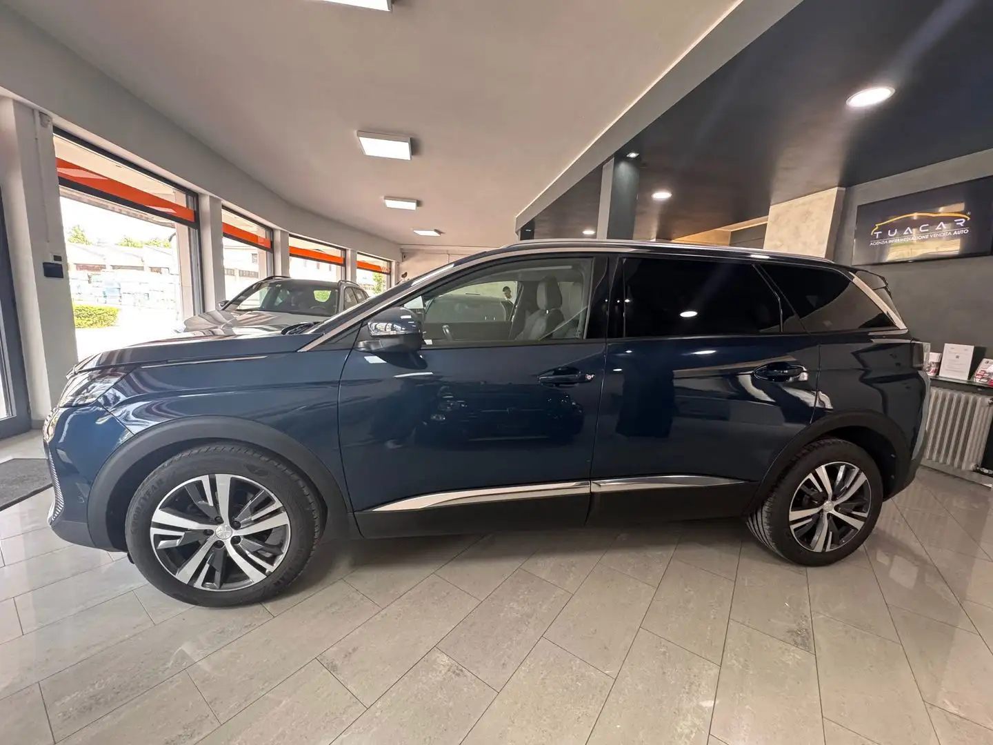 Peugeot 5008 Allure 1.5 Blue HDI 130 Blauw - 2