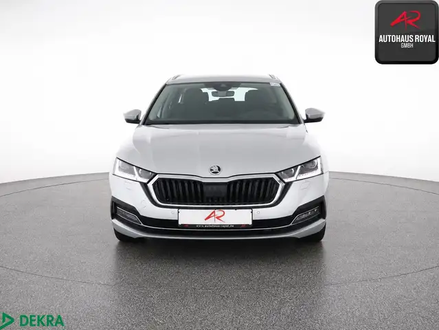 Skoda Octavia view 8