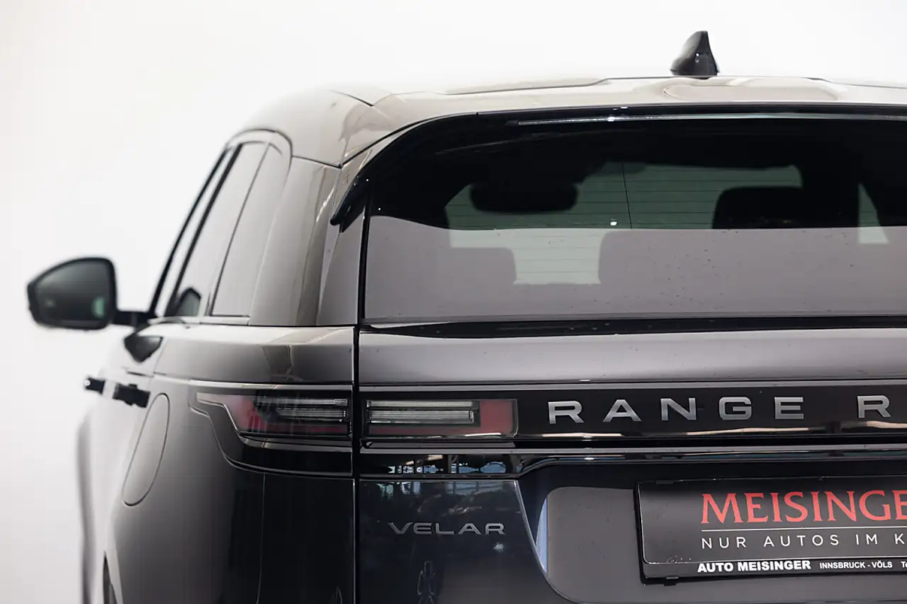 Land Rover Range Rover Velar 2026
