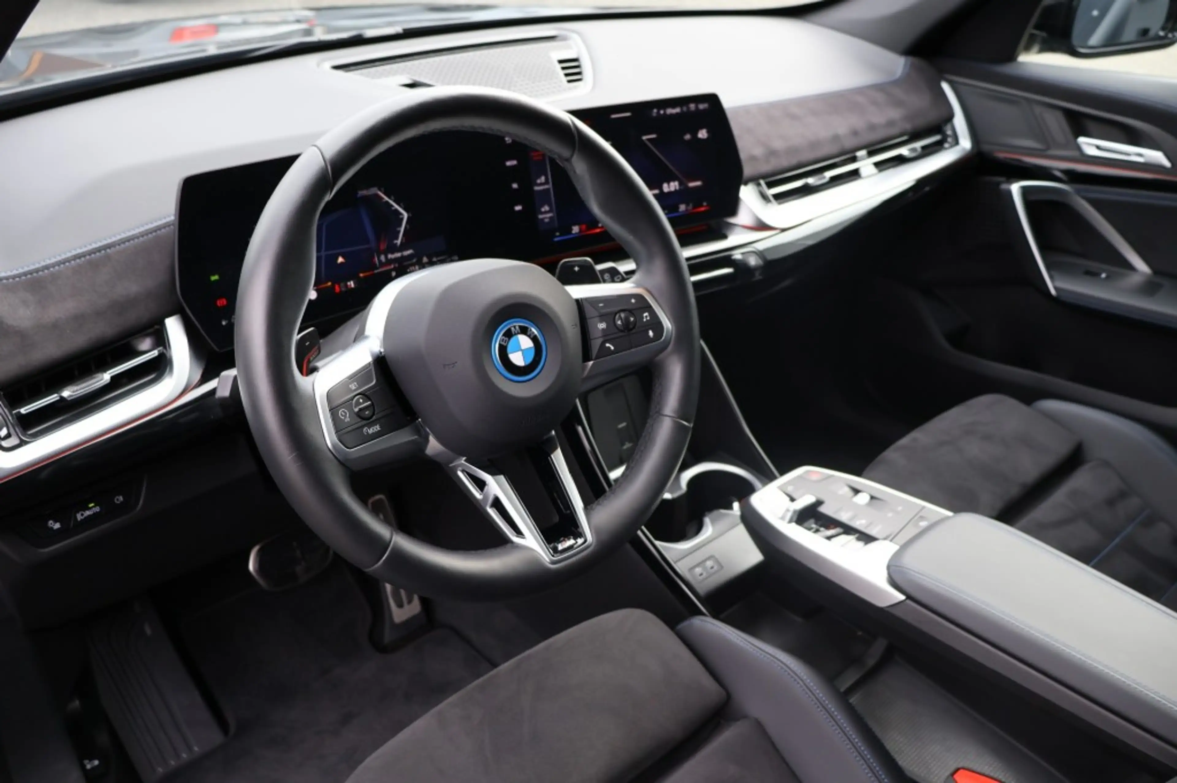BMW X1 xRdrive 30e Sportpakket Pro / Panodak / Trekhaak w — photo 26