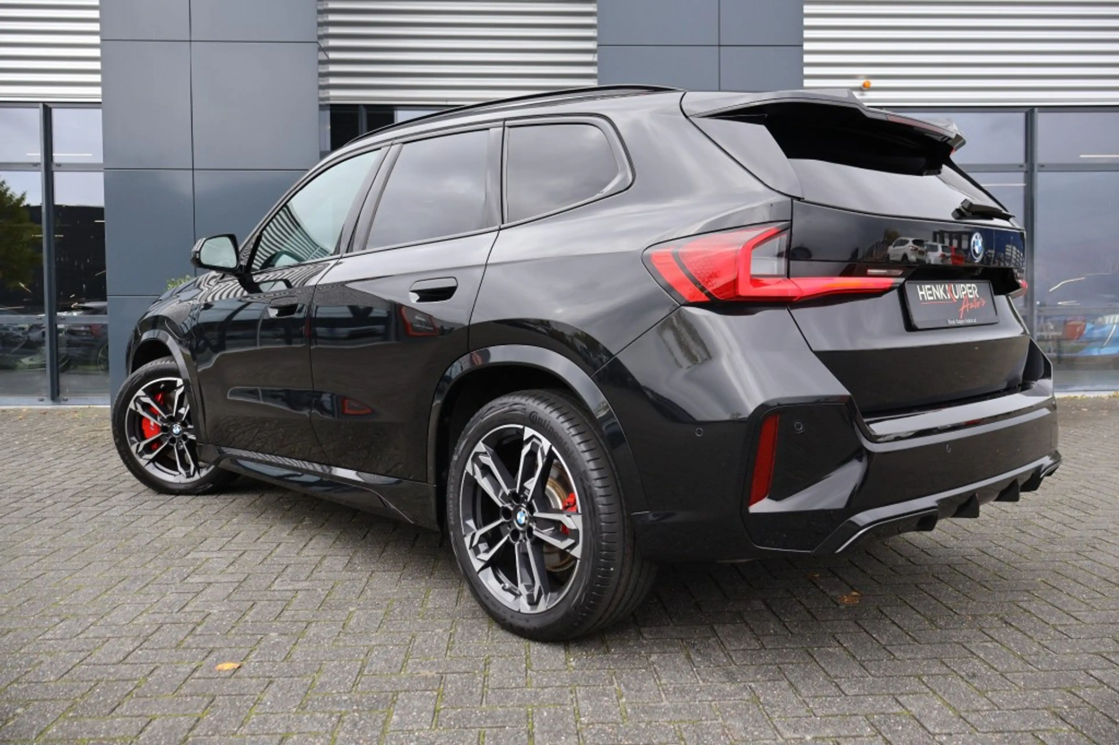 BMW X1 xRdrive 30e Sportpakket Pro / Panodak / Trekhaak w — photo 2