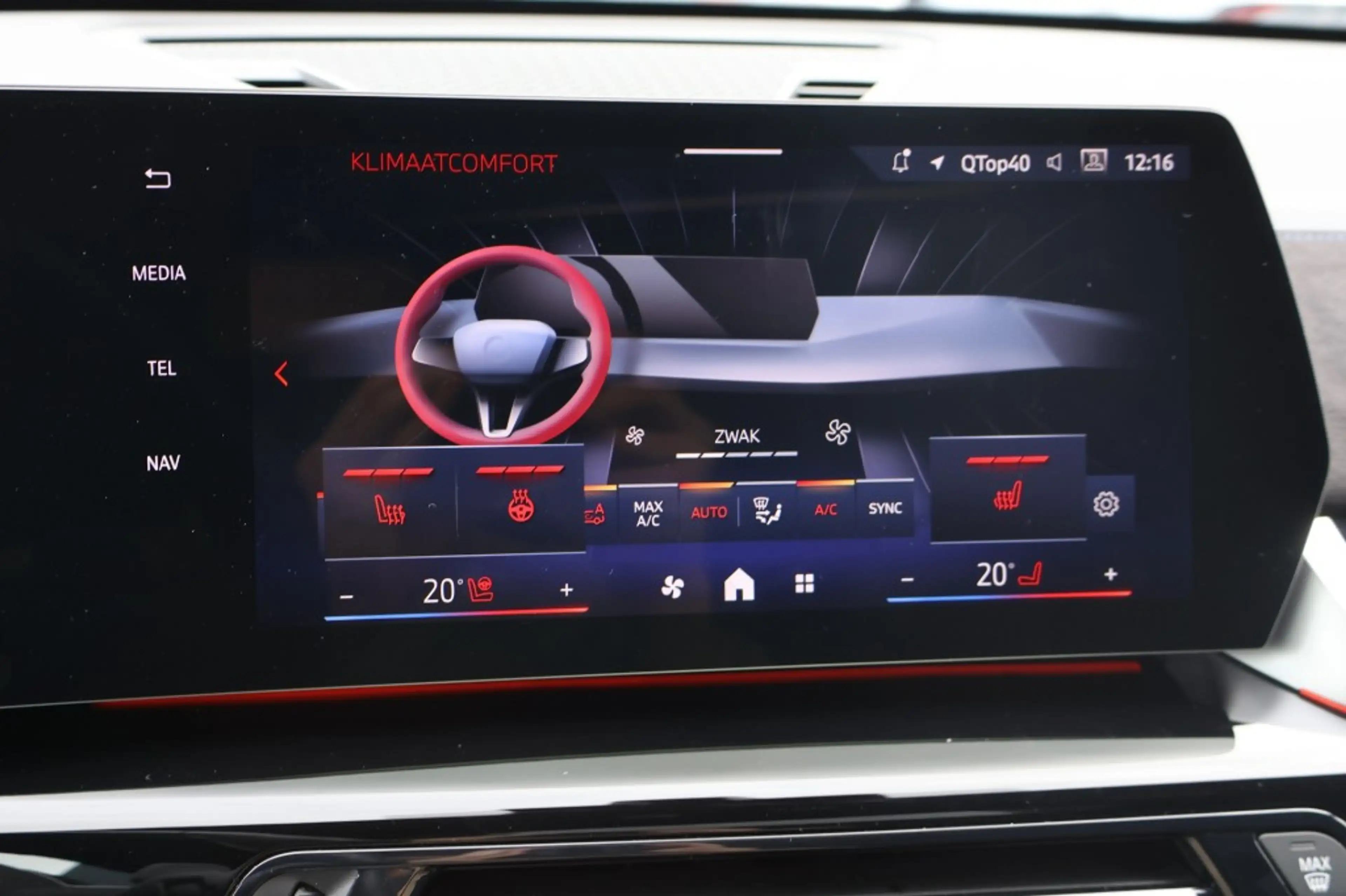 BMW X1 xRdrive 30e Sportpakket Pro / Panodak / Trekhaak w — photo 45