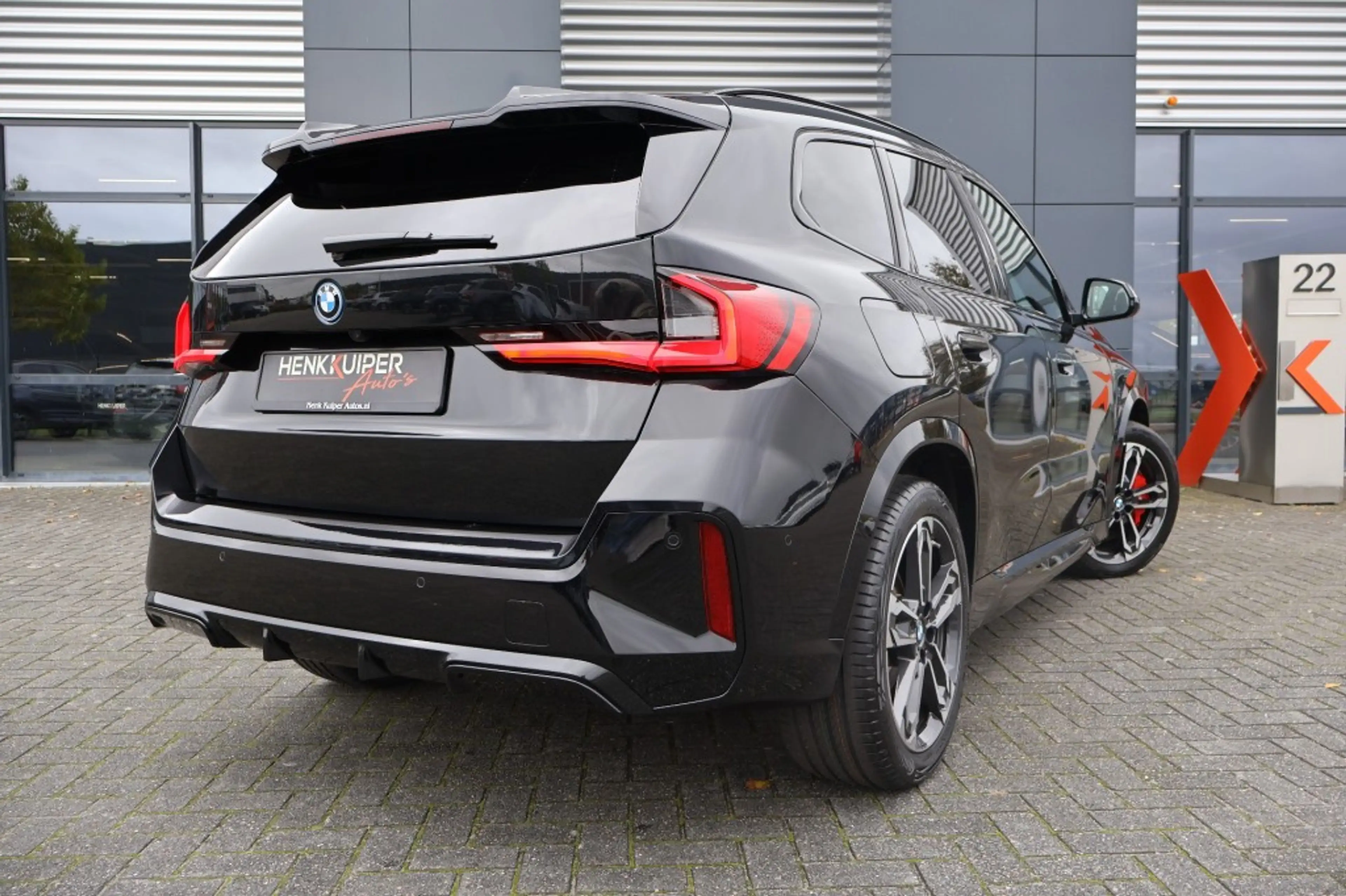 BMW X1 xRdrive 30e Sportpakket Pro / Panodak / Trekhaak w — photo 9