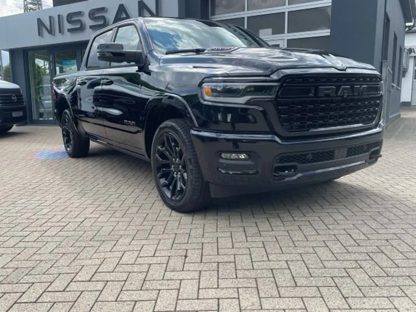 Dodge RAM 1500 LIMITED NIGHT DIGI-Tacho RAM-Box MY25 Zwart - 2