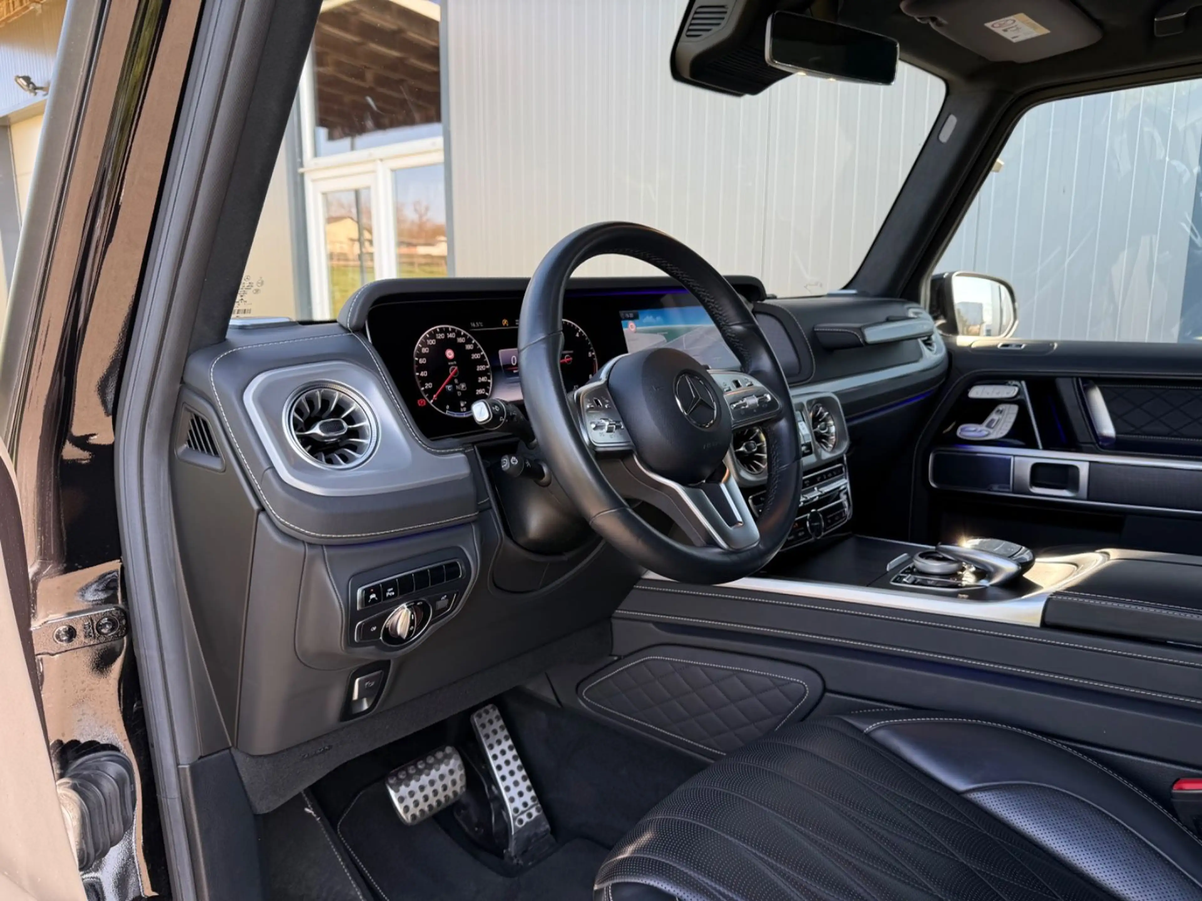 Mercedes-Benz G 400 d Stronger than time Edition Superior G 63 — photo 13