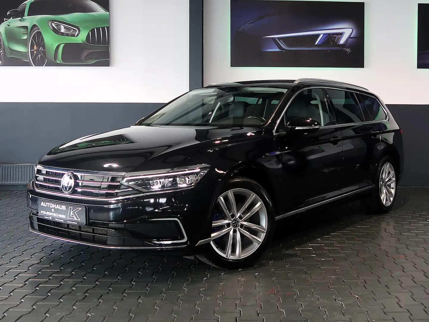 Volkswagen Passat Variant GTE*IQ DRIVE*1.HAND*VW SCHECKHEFT Zwart - 1