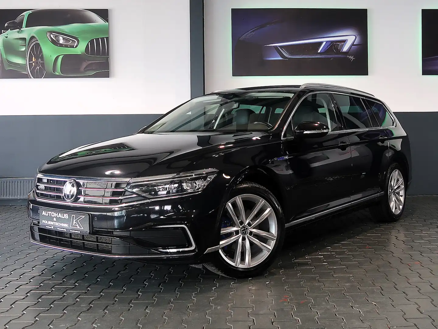 Volkswagen Passat Variant GTE*IQ DRIVE*1.HAND*VW SCHECKHEFT Zwart - 2