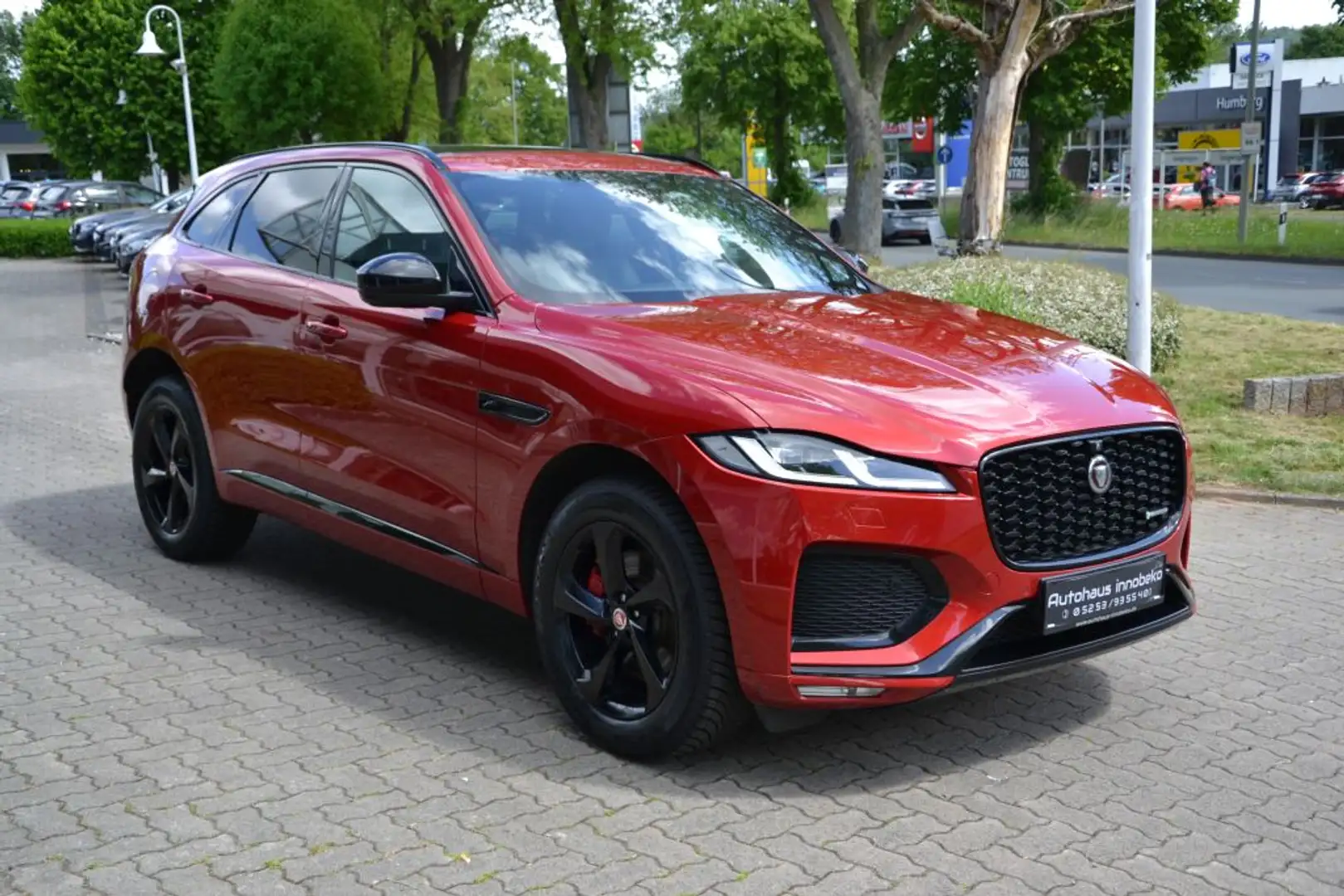 Jaguar F-Pace D200 AWD*R-Dynamic Black Pack*AHK*Pano Rojo - 2