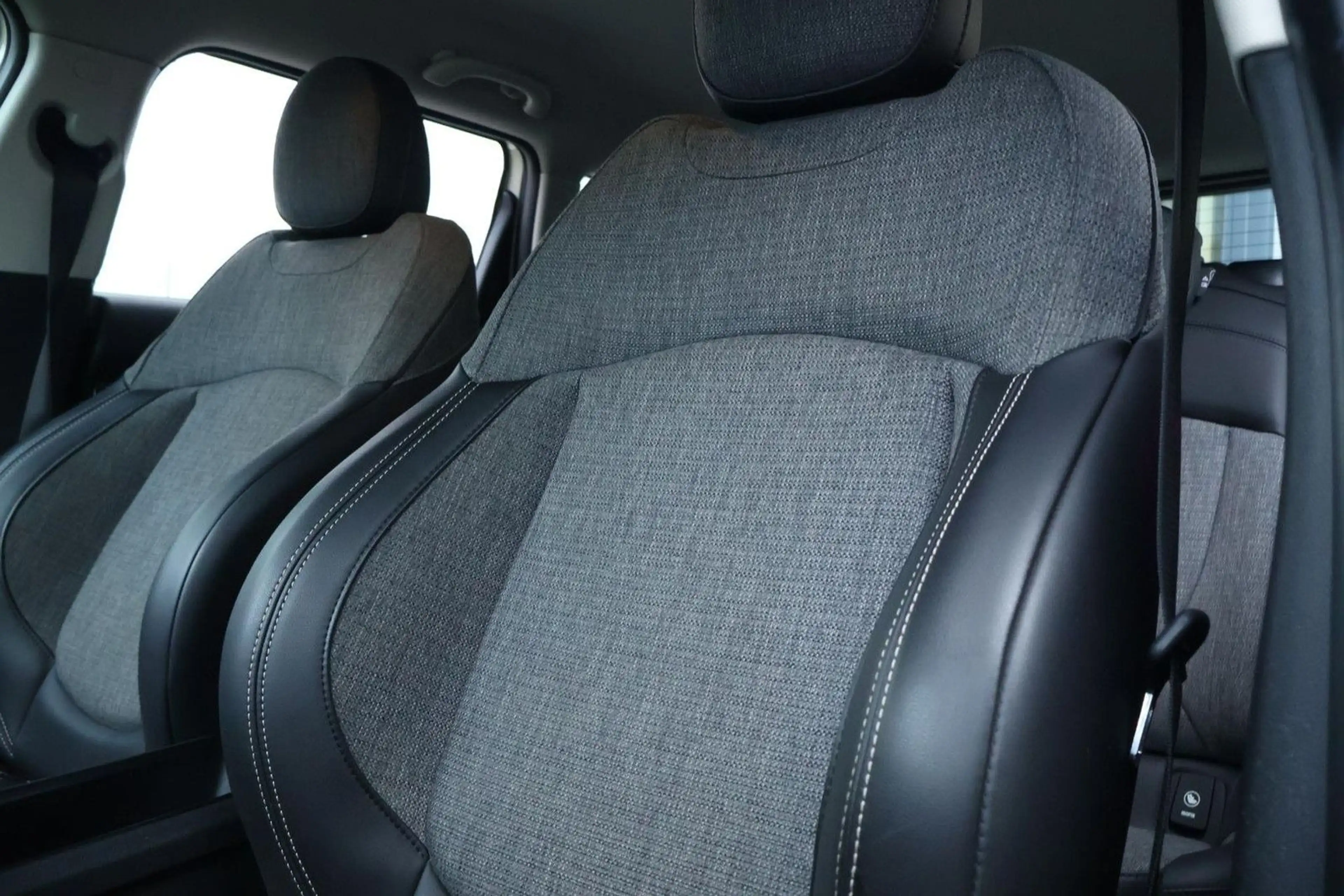 MINI One Clubman Mini 1.5 Business Edition / Apple Ca — photo 13