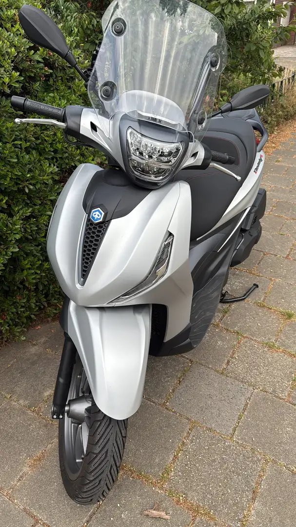 Piaggio Beverly 400 S uitvoering Zilver - 1