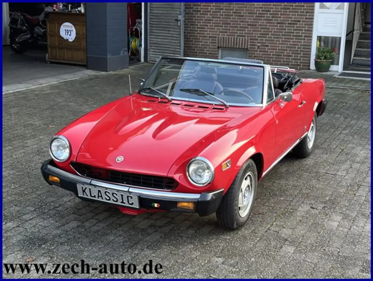 Fiat 124 Spider 1,8 CS 1 mit H- Kennzeichen Rojo - 1