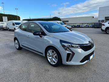 Clio 1.0 tce Evolution 90cv IN ARRIVO A FINE APRILE